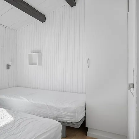 Stunning In With Wifi Holiday home