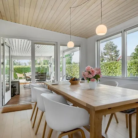 Holiday home Stunning In With Wifi